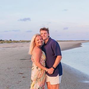 Meet your Posher, Ellie